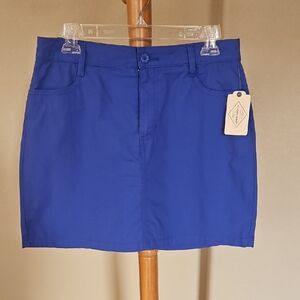 NWT St. John's Bay, Women's Blue Skort, Size 6